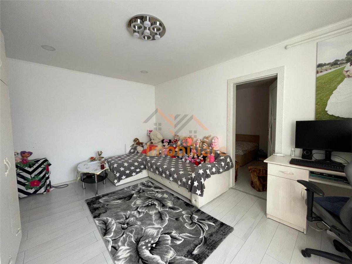 APARTAMENT 3 CAMERE | TIP T | VELENTA | ORADEA - 