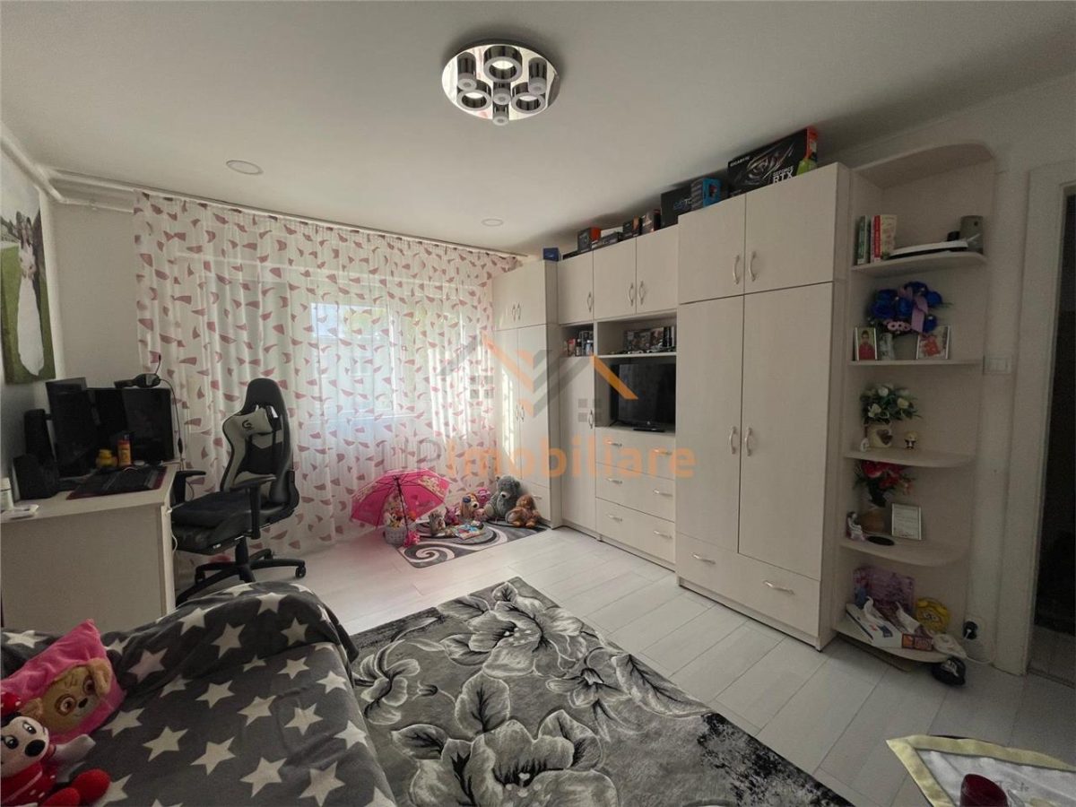 APARTAMENT 3 CAMERE | TIP T | VELENTA | ORADEA - foto 2