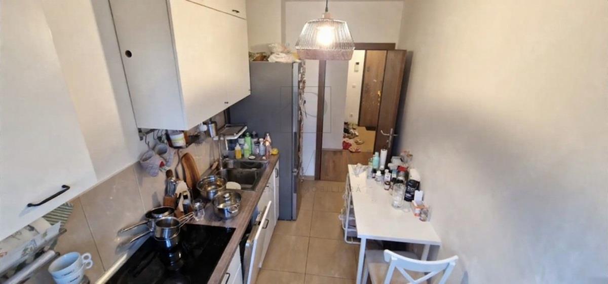 LIPOVEI - 3 CAM - DECOMANDAT - 2 BAI - 2 TERASE - CURTE - PARCARE - ZONA EXCELENTA - foto 2