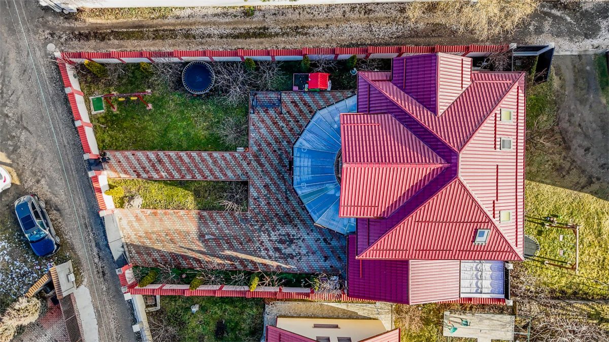 Vila superba cu 5 camere si 4 bai Bunloc Brasov Comision 0% - 