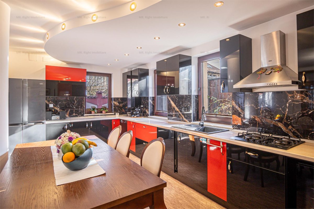 Vila superba cu 5 camere si 4 bai Bunloc Brasov Comision 0% - foto 3