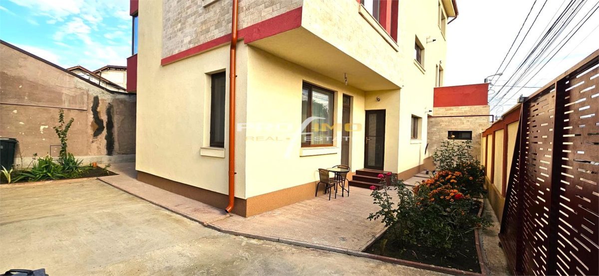 Apartament 3 camere intr o vila P+2E cu cate un apartament pe etaj - foto 20