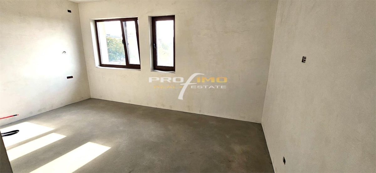 Apartament 3 camere intr o vila P+2E cu cate un apartament pe etaj - foto 5