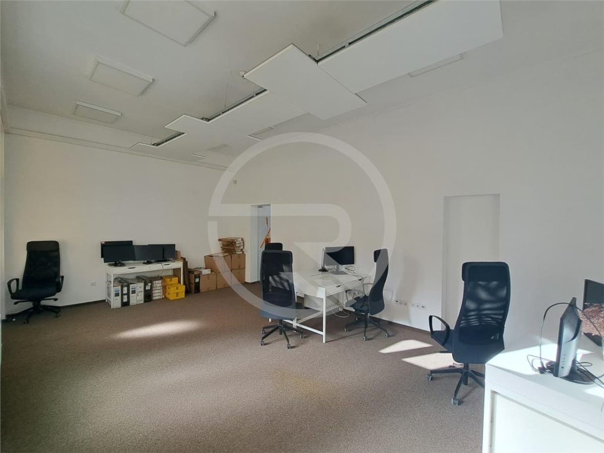 Spatiu pentru birouri, 230 mp utili, situat in zona Ultracentrala! - foto 4