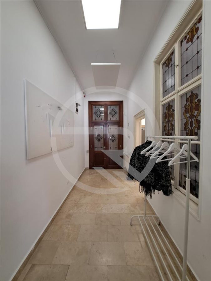 Spatiu pentru birouri, 230 mp utili, situat in zona Ultracentrala! - foto 7