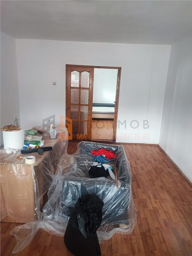 Casa tip parter + mansarda in zona Centru - foto 11