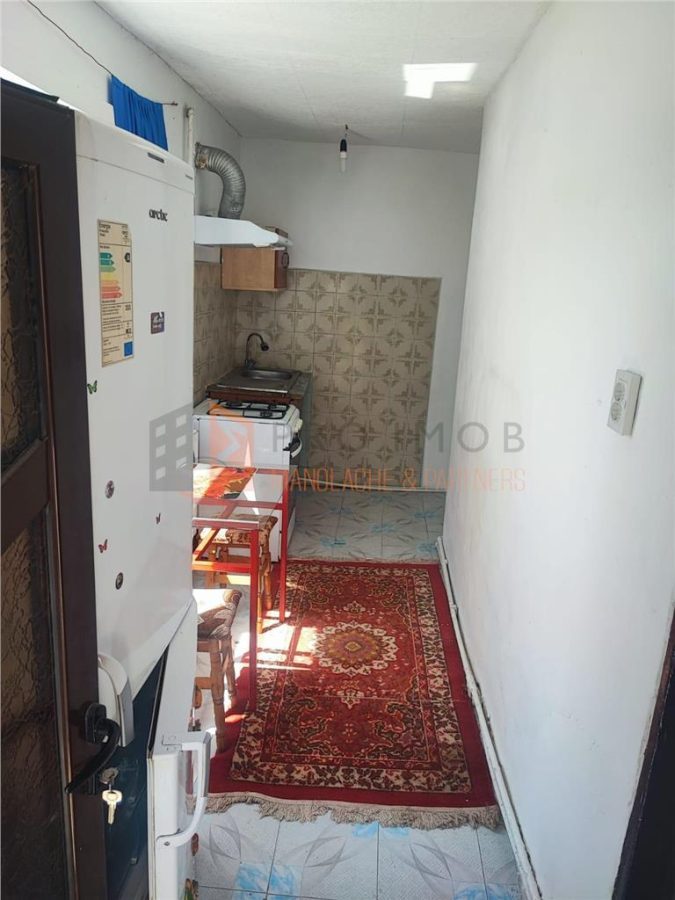 Casa tip parter + mansarda in zona Centru - foto 13