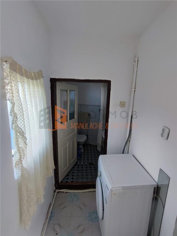 Casa tip parter + mansarda in zona Centru - foto 9