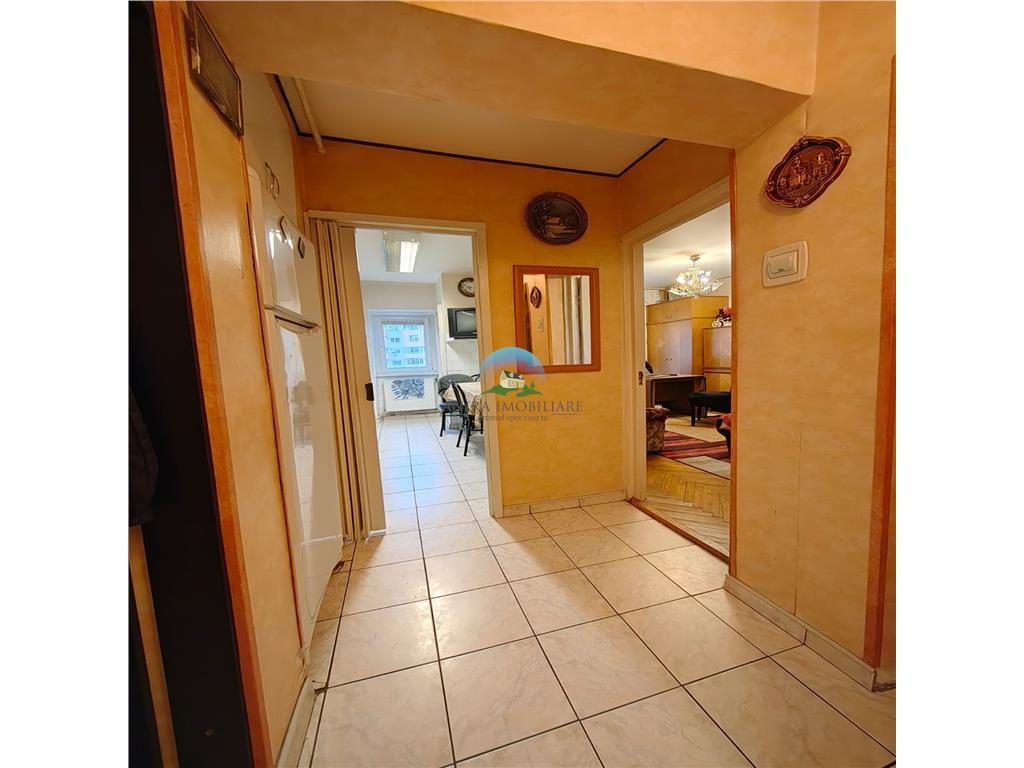 Apartament de vanzare cu 3 camere decomandat, cartierul Manastur Cluj Napoca - foto 3