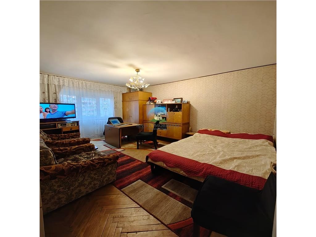 Apartament de vanzare cu 3 camere decomandat, cartierul Manastur Cluj Napoca - foto 4