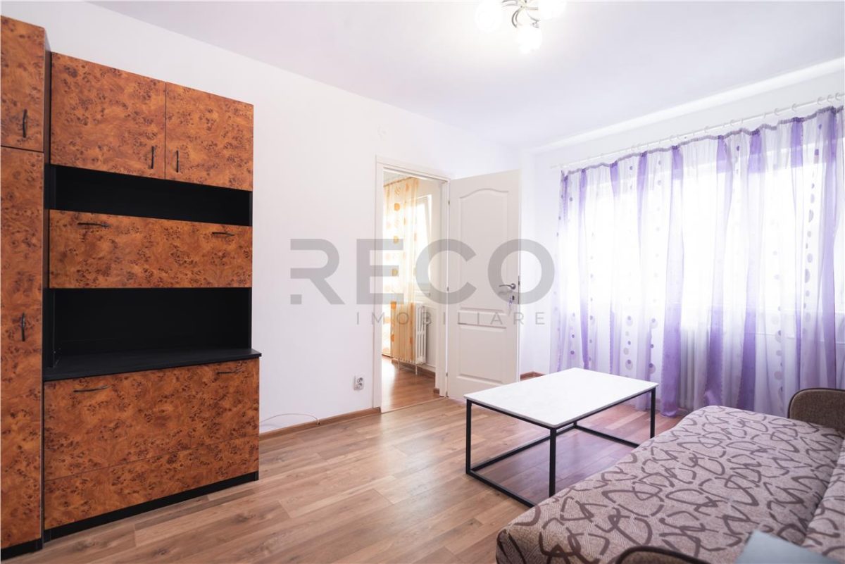 RECO Apartament 2 camere Rogerius etajul 3 - 