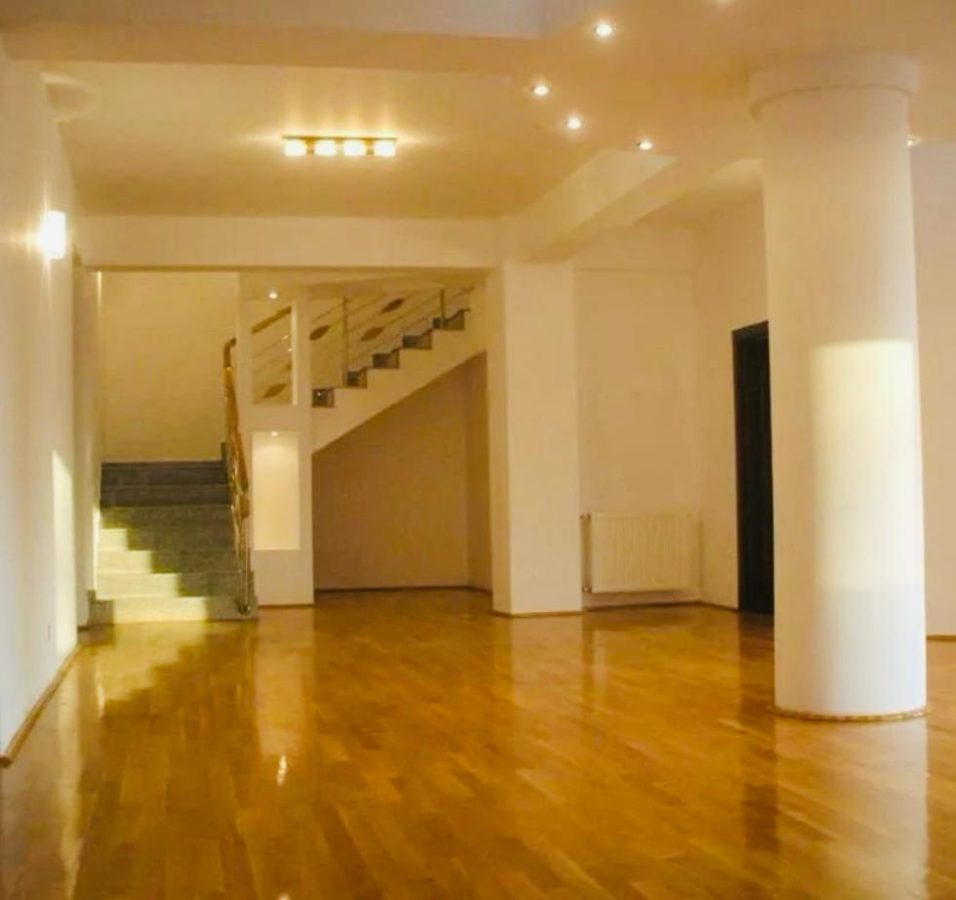 INCHIRIERE APARTAMENT DE LUX 5 CAMERE DUPLEX NICOLAE G CARAMFIL HERASTRAU - foto 3