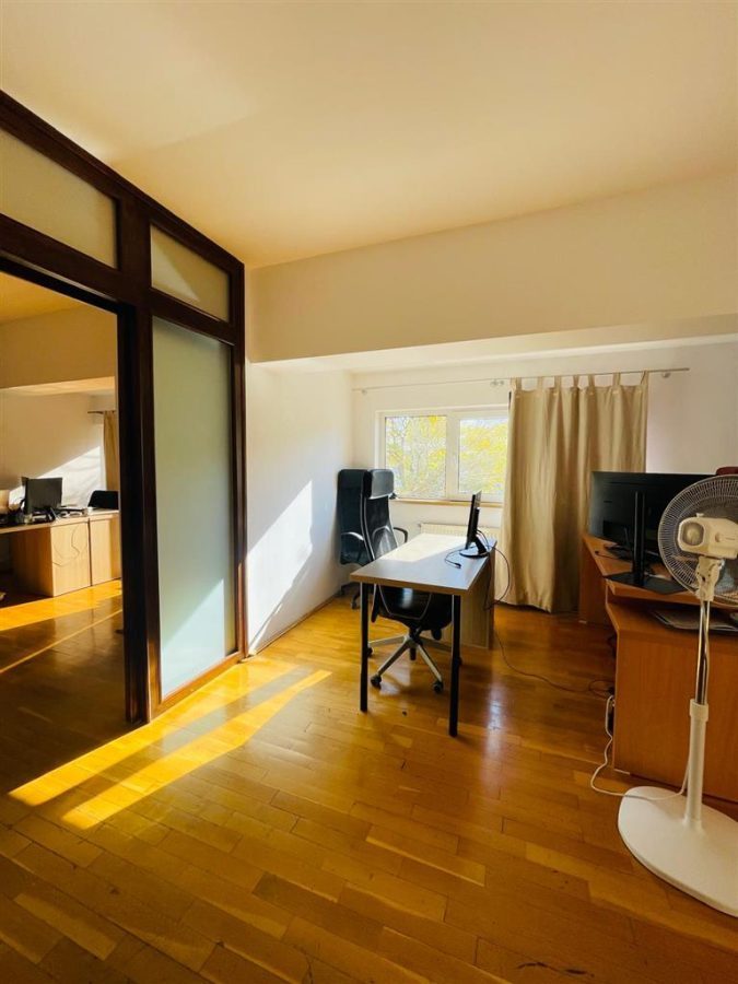 INCHIRIERE SPATIU BIROU LUX 5 CAMERE 291 MP DUPLEX NICOLAE G CARAMFIL HERASTRAU - foto 15