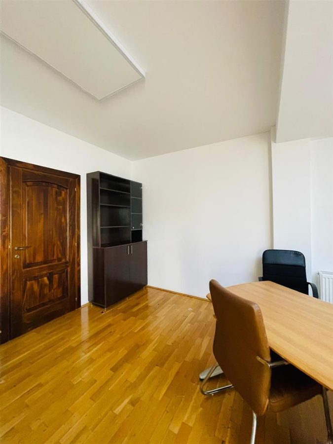 INCHIRIERE SPATIU BIROU LUX 5 CAMERE 291 MP DUPLEX NICOLAE G CARAMFIL HERASTRAU - foto 9