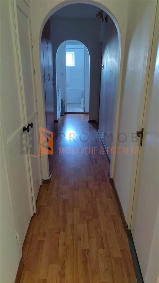 Apartament 3 camere cf 1 decomandat in zona Unirii Sud - foto 10