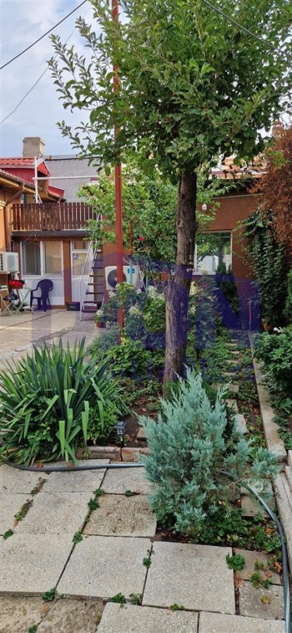 Casa cocheta cu potential, intr- o zona linistita a Chitilei - 