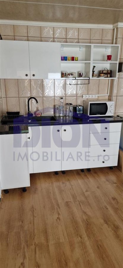 Casa cocheta cu potential, intr- o zona linistita a Chitilei - foto 2