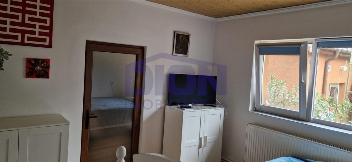 Casa cocheta cu potential, intr- o zona linistita a Chitilei - foto 13