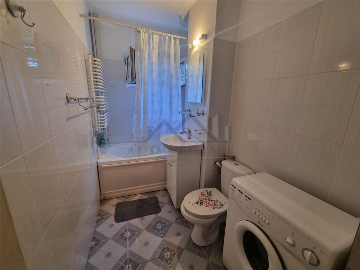 Apartament cu 2 camere Podu Ros - foto 7
