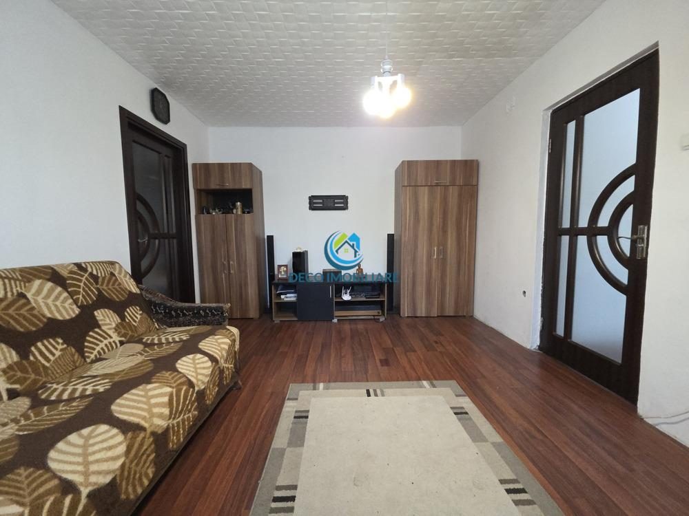 Apartament 3 camere, etaj 1, Grigore Alexandrescu - foto 2