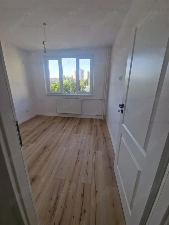 vanzare apartament 3 camere | 1 Decembrie | Jean Steriadi | etaj 3/4 | renovat total | nelocuit |  aproape de metrou 1 Decembrie | - foto 6