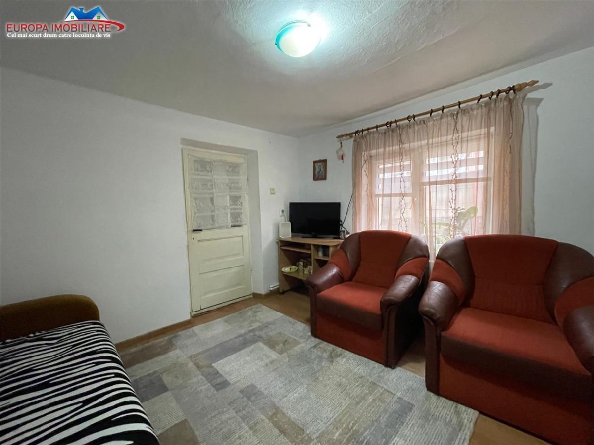 Casa de vanzare zona E3-Tulcea - foto 3
