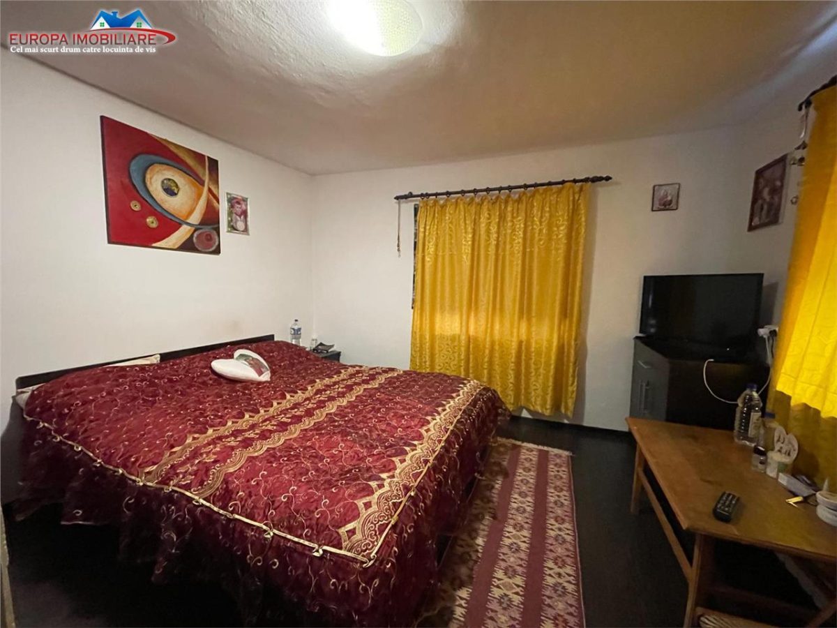 Casa de vanzare zona E3-Tulcea - foto 5