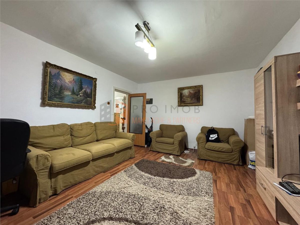 Apartament 3 camere cf 1 decomandat zona Unirii Nord - 