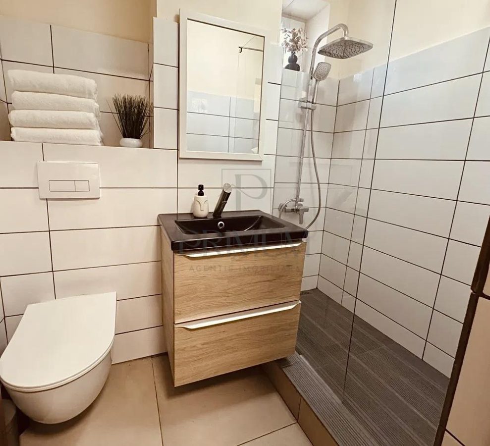 SEMICENTRAL - 2 Camere - DECOMANDAT - Bloc izolat - Parter inalt - foto 7