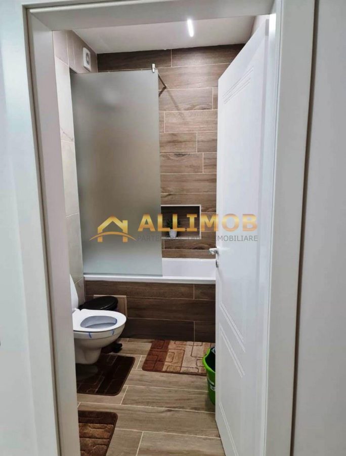 Apartament 3 camere in Ploiesti, zona Albert - foto 11