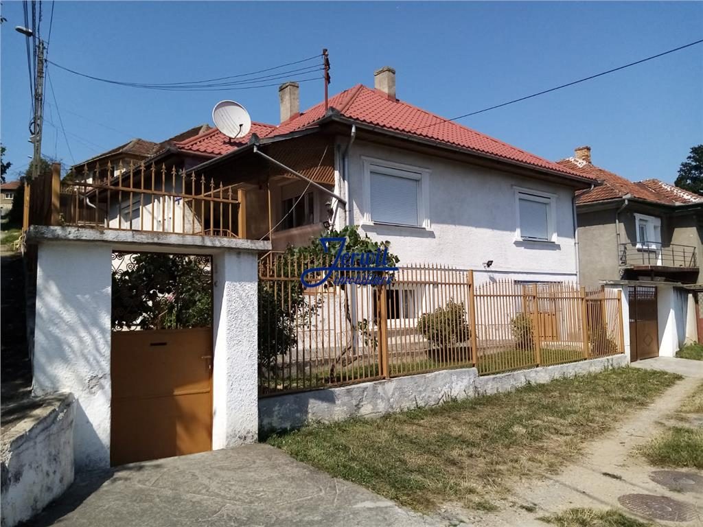 Casa buna caramida arsa ! - 