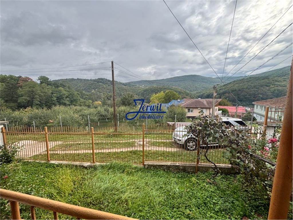 Casa buna caramida arsa ! - foto 13