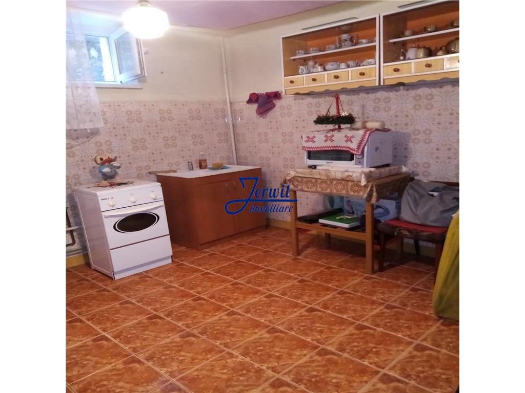 Casa buna caramida arsa ! - foto 7