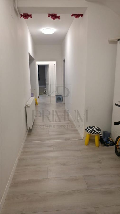 DUMBRAVITA - 4 CAM - DECOMANDAT - 2 BAI - LOC PARCARE - GRADINA - SPATIOS/LUMINOS - foto 12