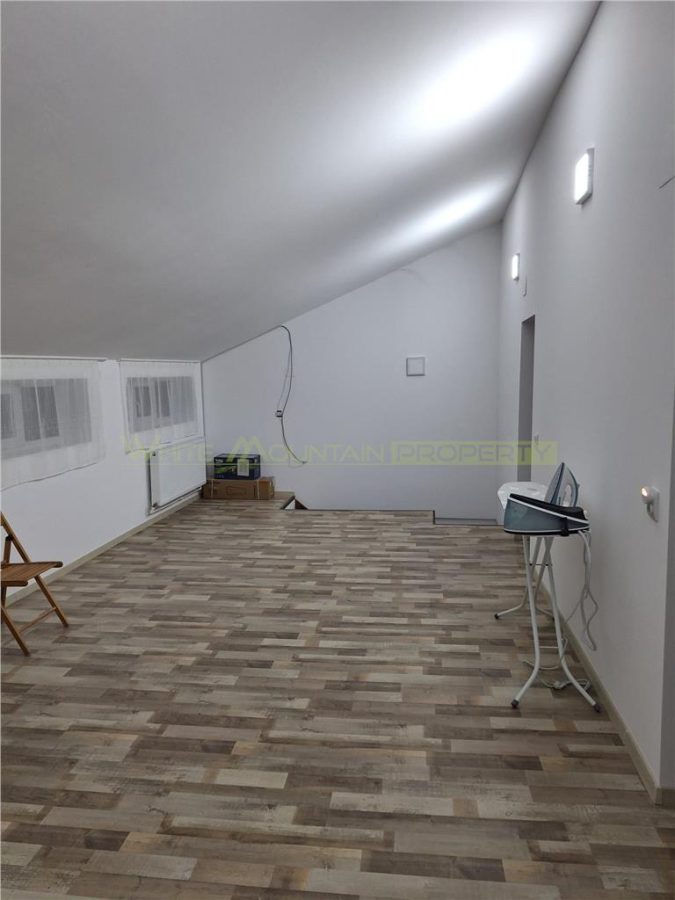 Crevedia, casa 5 camere - foto 8