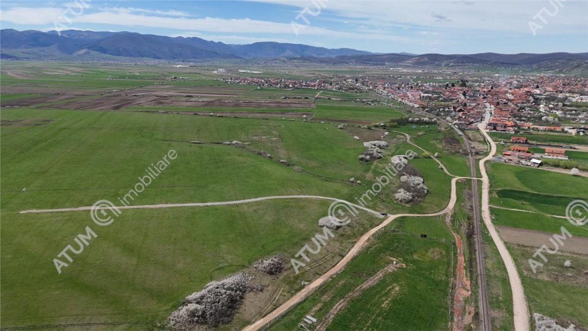 Parcela teren extravilan de 486 mp situat in Cristian - foto 6