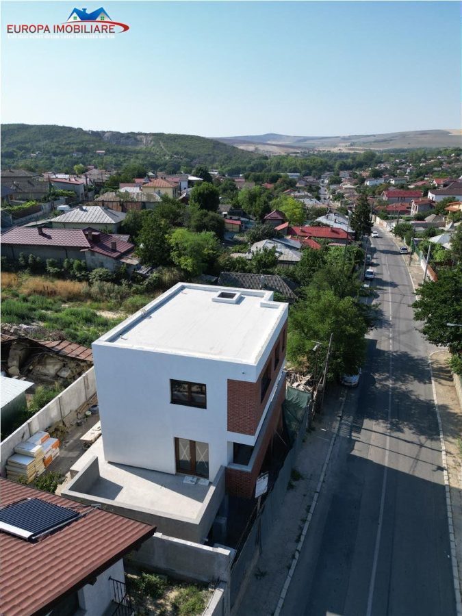 Casa noua de vanzare in Tulcea - foto 3