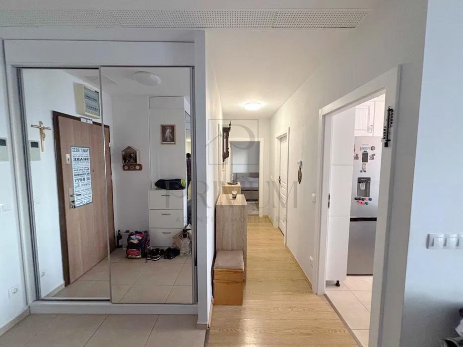 LIPOVEI - 3 CAM - DECOMANDAT - 2 BAI - CENTRALA - LOC PARCARE - PANORAMIC - 