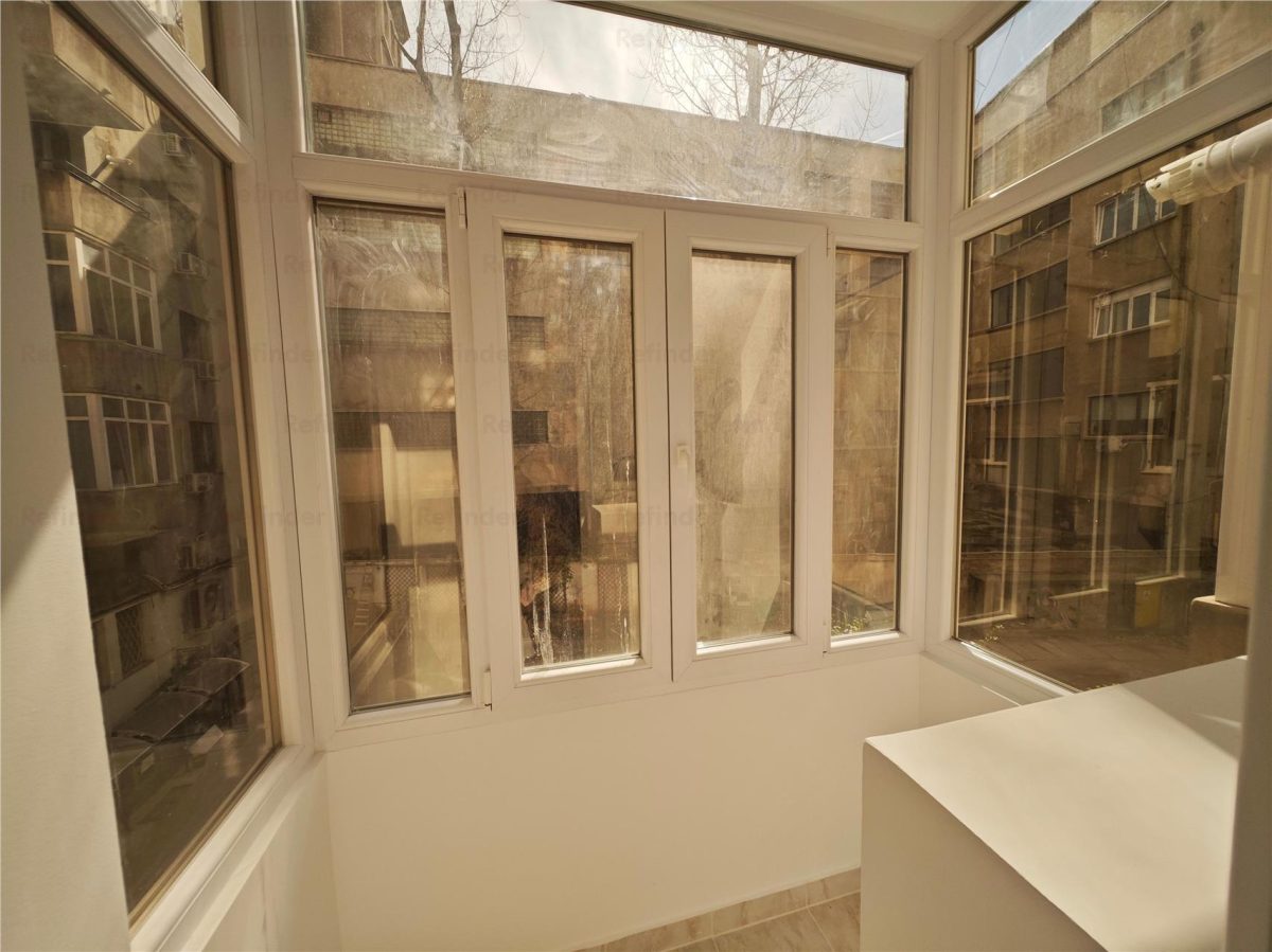 Vanzare apartament 3 camere | Piata Romana metrou | etaj 1/4 | decomandat | renovat | fara risc seismic | - foto 11