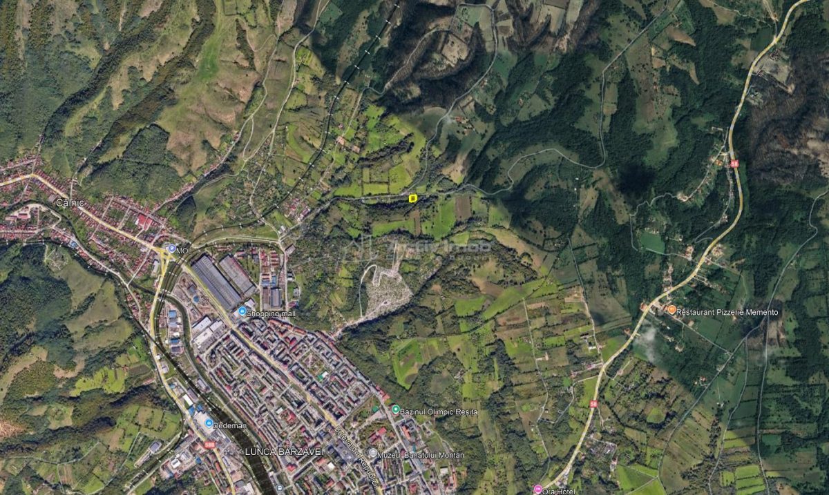 Resita, Teren Drept Intravilan, Langa Prau si Drum, 1308 Mp., 15 Euro/Mp., Renk - foto 3