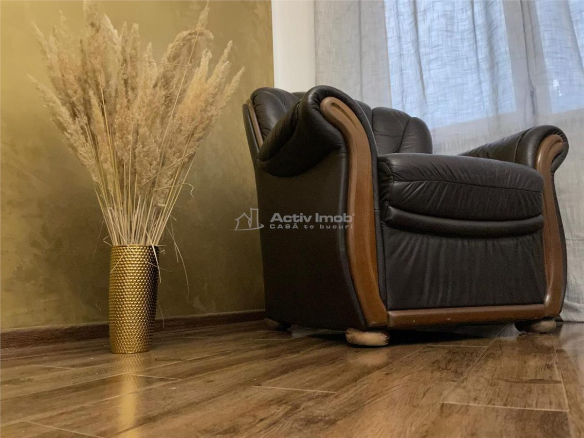 RESITA CHIRIE, AP 3 CAM, MOBILAT + UTILAT MODERN, MICRO 2 - foto 3