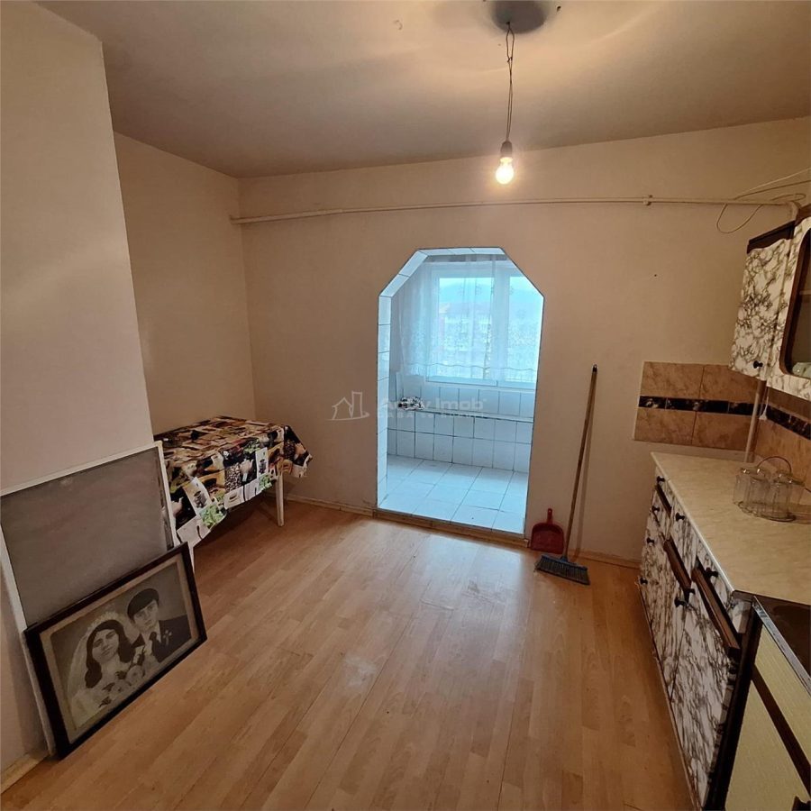 Bocsa, apt.2 cam,cf1.decom.MFA - foto 11