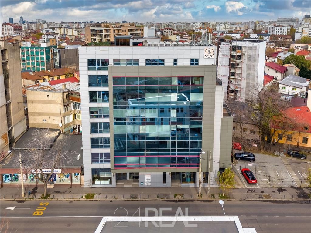 Dacia | 1 km Piata Romana | spatiu ready to move in - 