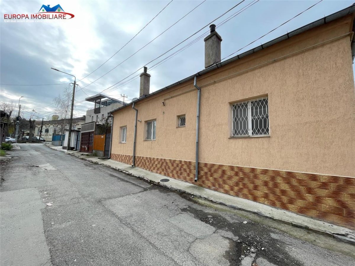 Casa de vanzare zona centrala-Tulcea - 