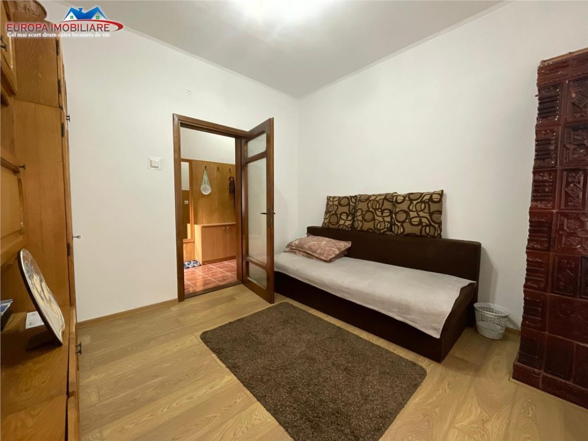 Casa de vanzare zona centrala-Tulcea - foto 5