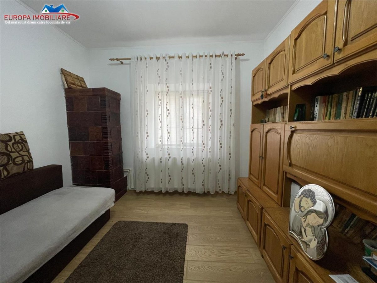 Casa de vanzare zona centrala-Tulcea - foto 10