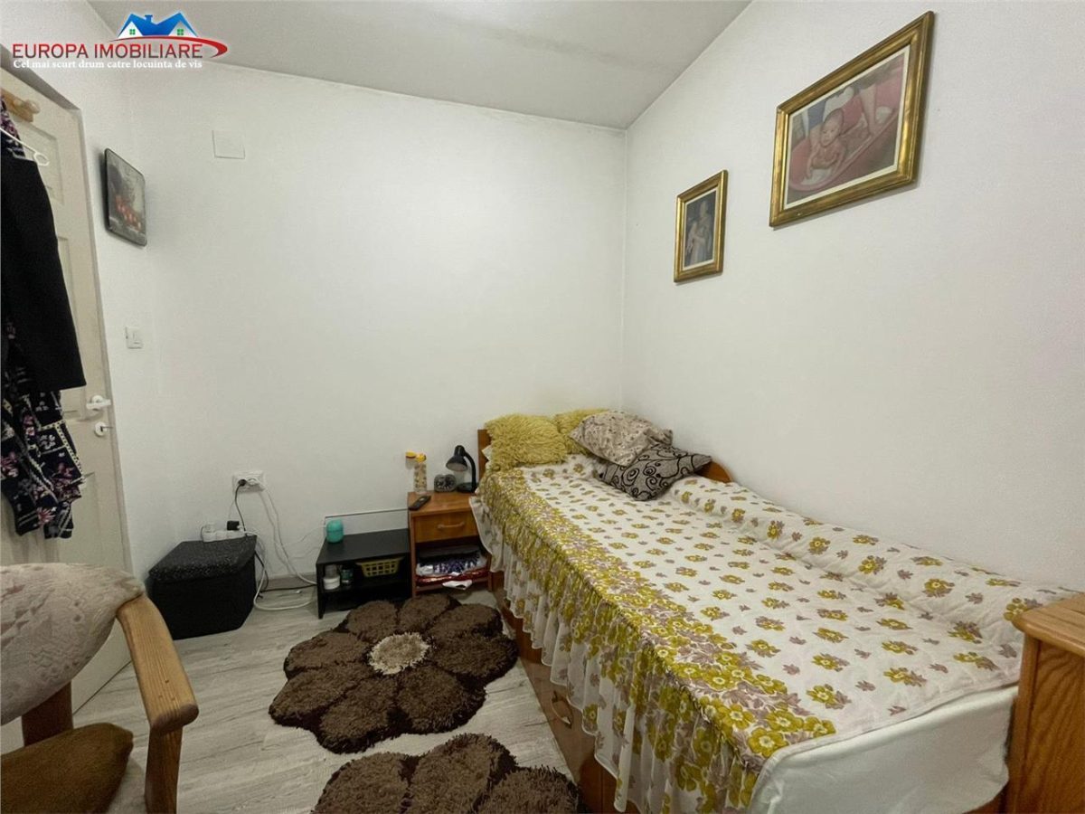 Casa  de vanzare zona E3 -Tulcea - foto 4