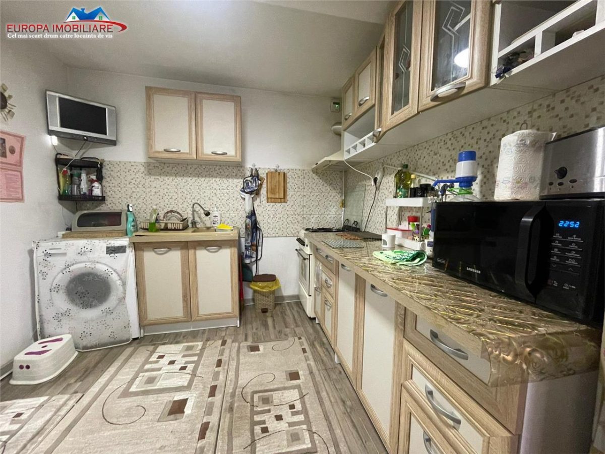 Casa  de vanzare zona E3 -Tulcea - foto 7