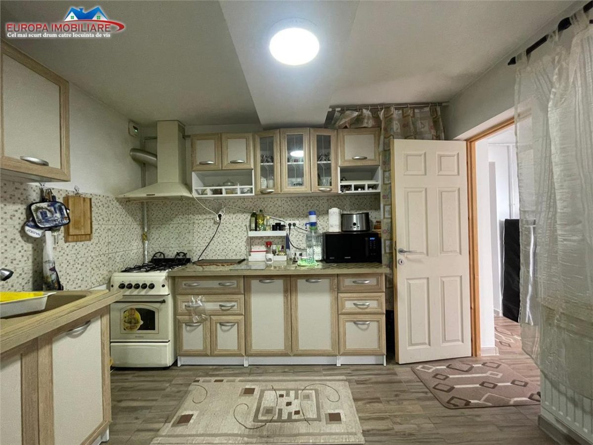 Casa  de vanzare zona E3 -Tulcea - foto 8