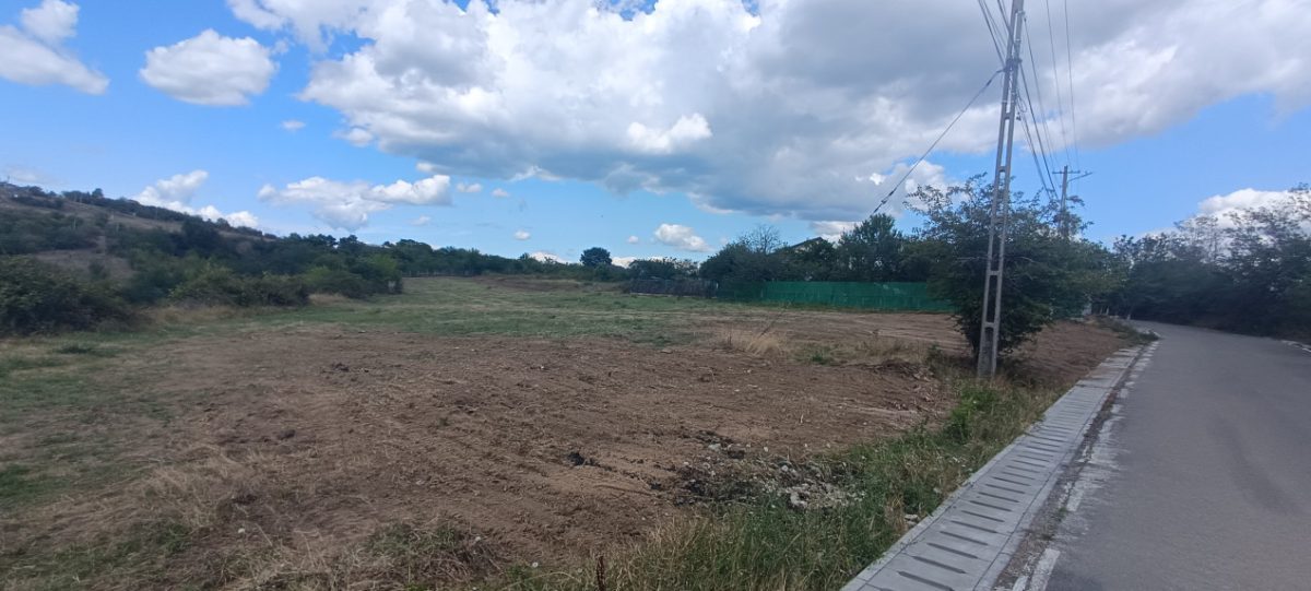 Terenuri cu suprafete intre 500 si 1500 mp in Baicoi, zona Liliesti. - foto 2